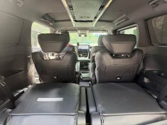 Toyota Vellfire Crown Hybrid 2.5L Premium Edition - фото 3