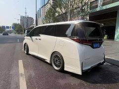 Toyota Vellfire Crown Hybrid 2.5L Premium Edition - фото 5