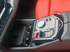 BMW M5 New Energy M5 - фото 12