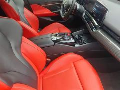 BMW M5 New Energy M5 - фото 9