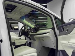 Buick GL8 New Energy Luxe Premium Edition - ფოტო 10