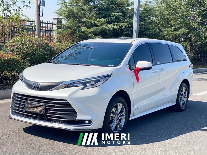 Toyota Sienna 2.5L Hybrid Comfort Edition - ავტომობილი ჩინეთიდან