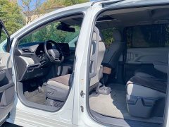 Toyota Sienna 2.5L Hybrid Comfort Edition - ფოტო 15