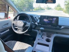 Toyota Sienna 2.5L Hybrid Comfort Edition - ფოტო 17