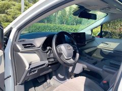 Toyota Sienna 2.5L Hybrid Comfort Edition - ფოტო 9