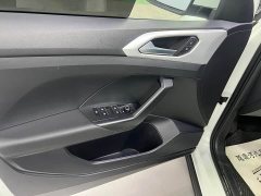 Volkswagen Touran 200TSI DSG Smart Connected Edition - ფოტო 8