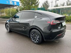Tesla Model Y Long Range All-Wheel Drive - ფოტო 14