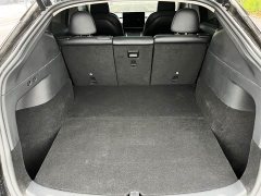 Tesla Model Y Long Range All-Wheel Drive - ფოტო 17