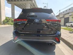 Toyota Crown Venza 2.5L HEV AWD Premium - фото 8