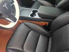 Tesla Model Y Long Range All-Wheel Drive - ფოტო 14