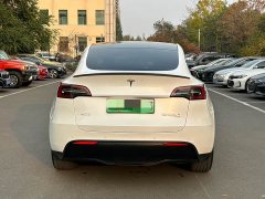 Tesla Model Y Long Range All-Wheel Drive - ფოტო 17