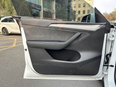 Tesla Model Y Long Range All-Wheel Drive - ფოტო 4