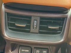 Lexus ES 300h Excellence - фото 12