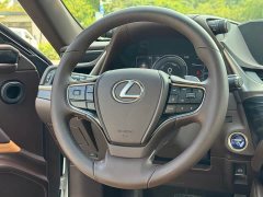 Lexus ES 300h Excellence - фото 9