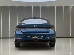 Hyundai Elantra 1.5L CVT Luxury - фото 17