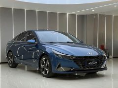 Hyundai Elantra 1.5L CVT Luxury - фото 3