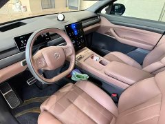 NIO ES8 75kWh Executive - ფოტო 5