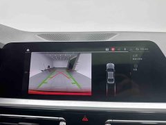 BMW 3 Series 320i M Sport Package - ფოტო 17