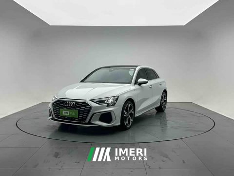2022 Audi A3 Sportback 35 TFSI Luxury Sport - автомобиль из Китая