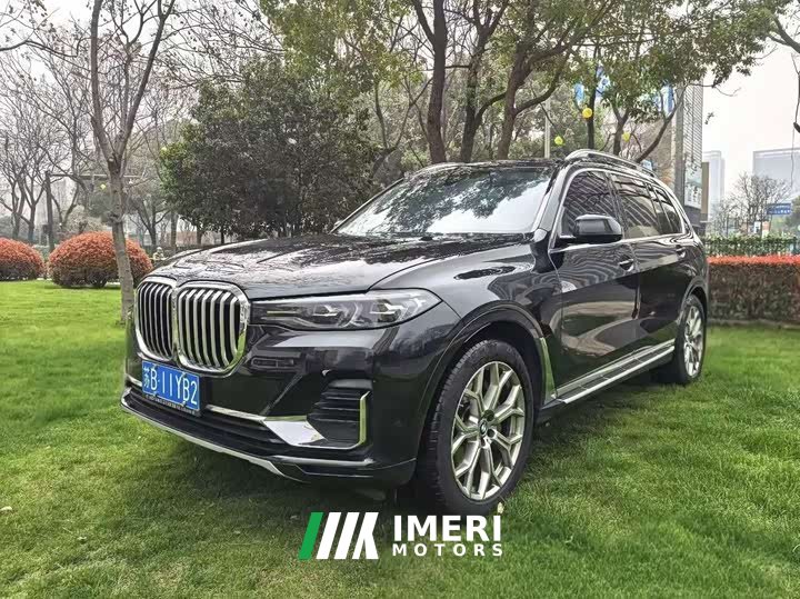 BMW X7 xDrive40i Premier Luxury Package - ავტომობილი ჩინეთიდან