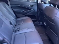 Volkswagen Viloran Mild Hybrid Redline 530T Automatic Luxury Edition (5 2 Seating) - ფოტო 11