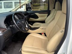 Toyota Alphard Hybrid 2.5L Luxury - фото 5