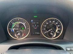 Toyota Alphard Hybrid 2.5L Luxury - фото 7