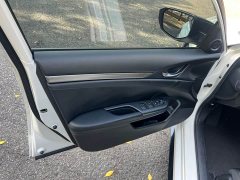 Honda Civic Hatchback 220 Turbo CVT Trendy Control - ფოტო 12
