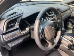 Honda Civic Hatchback 220 Turbo CVT Trendy Control - ფოტო 13