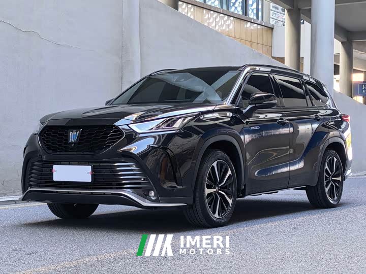 Toyota Crown Venza 2.5L HEV AWD Premium