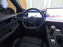 Lynk & Co 03 1.5T DCT Champion Edition Pro - ფოტო 11