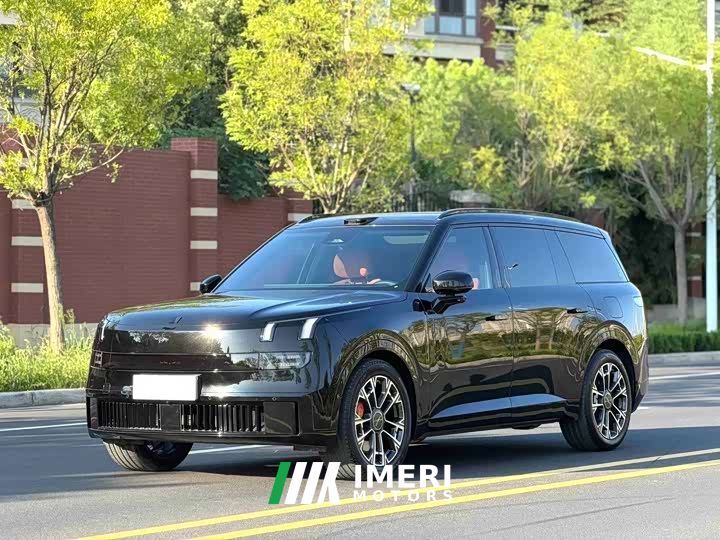 Lynk & Co 900 1.5T Ultra 6-Seater