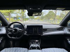 BYD Seal 550km Standard Range RWD Luxury - ფოტო 17