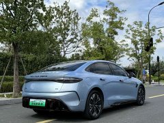 BYD Seal 550km Standard Range RWD Luxury - ფოტო 8