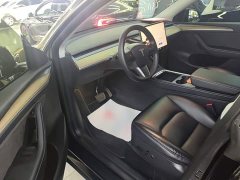 Tesla Model Y Rear-Wheel Drive - ფოტო 11