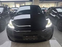 Tesla Model Y Rear-Wheel Drive - ფოტო 2