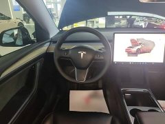 Tesla Model Y Rear-Wheel Drive - ფოტო 6