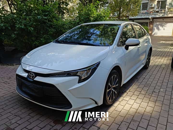 Toyota Corolla TNGA 1.5L CVT Base