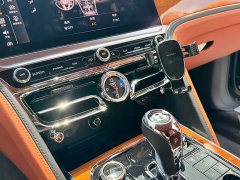 Bentley Flying Spur 4.0T V8 Standard Edition - ფოტო 10