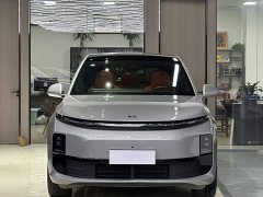 Li Auto L6 Pro - ფოტო 2