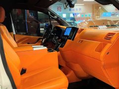Toyota HIACE 3.5L Automatic 7-Seater - ფოტო 10