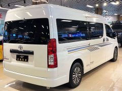 Toyota HIACE 3.5L Automatic 7-Seater - ფოტო 5