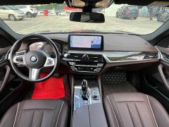 BMW 5 Series 525Li M Sport Package - ფოტო 11