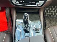 BMW 5 Series 525Li M Sport Package - ფოტო 12