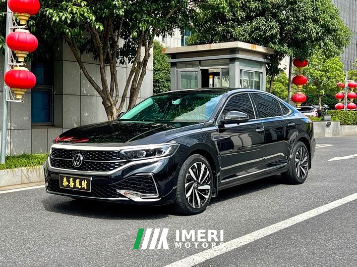 Volkswagen Passat 330TSI Starry Sky Luxury Edition - car from China