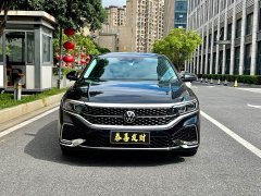 Volkswagen Passat 330TSI Starry Sky Luxury Edition - photo 2