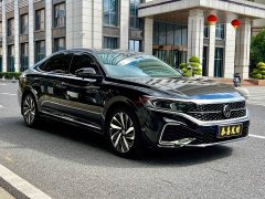 Volkswagen Passat 330TSI Starry Sky Luxury Edition - photo 3