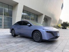 Nissan N6 180 Max - photo 3