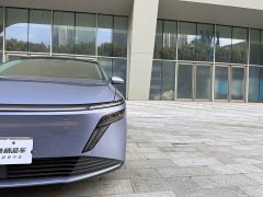 Nissan N6 180 Max - photo 9