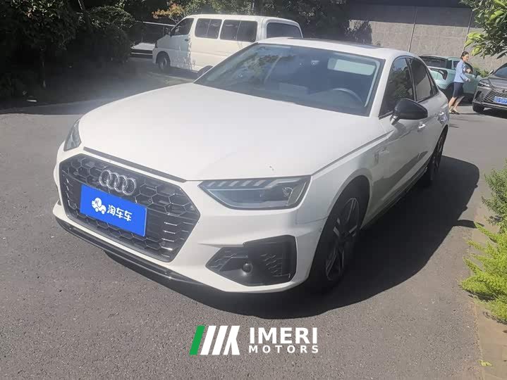 Audi A4L 40 TFSI Luxury Dynamic - ავტომობილი ჩინეთიდან